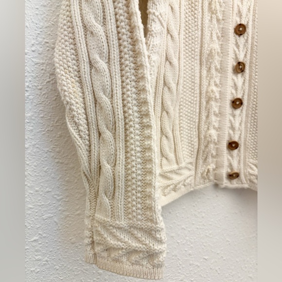 L.L. Bean Vintage Ivory Cable Knit Cardigan Sweater Cotton Size Small - Picture 6 of 12